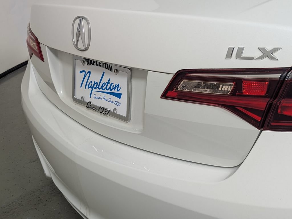 Used 2016 Acura ILX FWD image 7