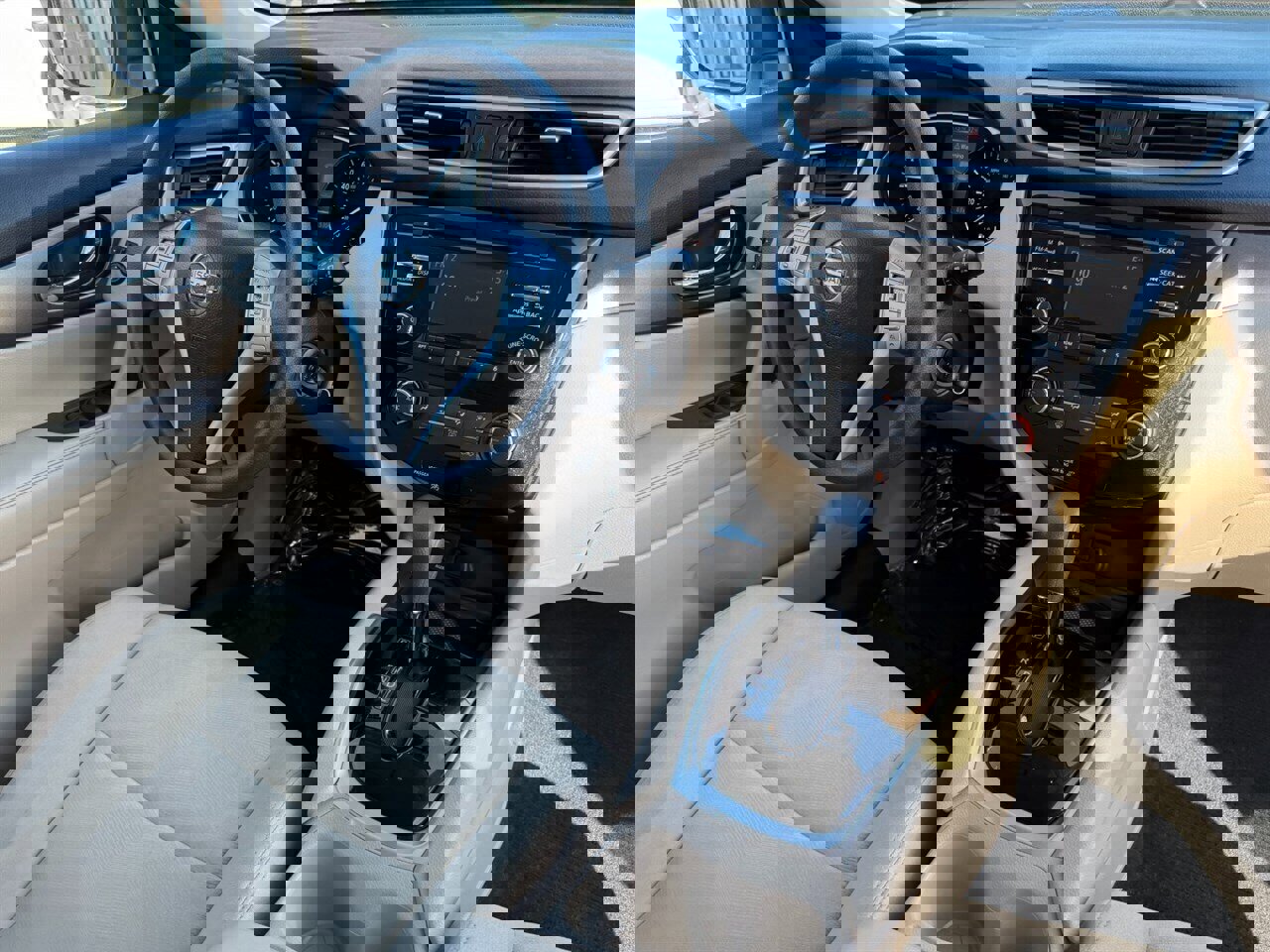 Used 2016 Nissan Rogue S w/ Appearance Package image 15