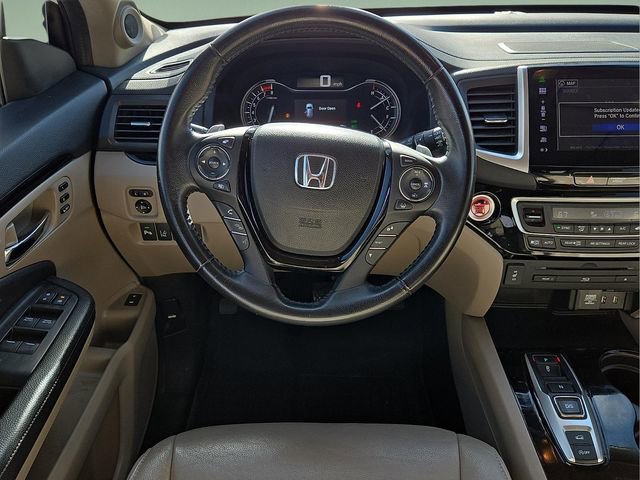 Used 2016 Honda Pilot Touring image 14