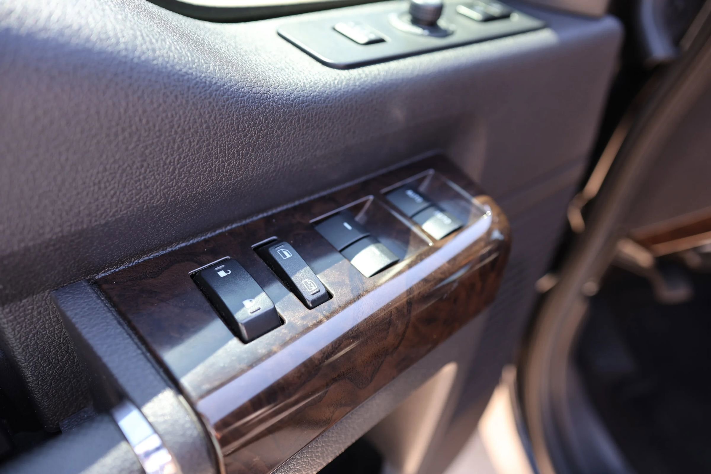 Used 2015 Ford F350 Platinum image 30