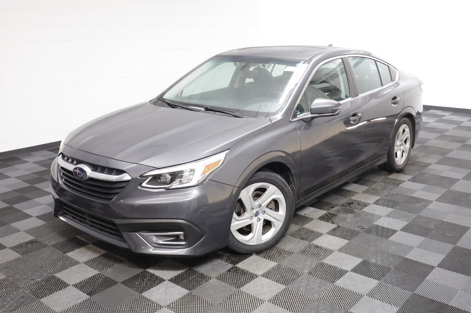 Used 2020 Subaru Legacy Limited w/ Popular Package #3 image 2