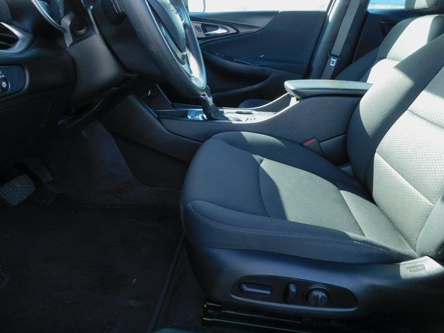 Used 2025 Chevrolet Malibu LT FWD image 22
