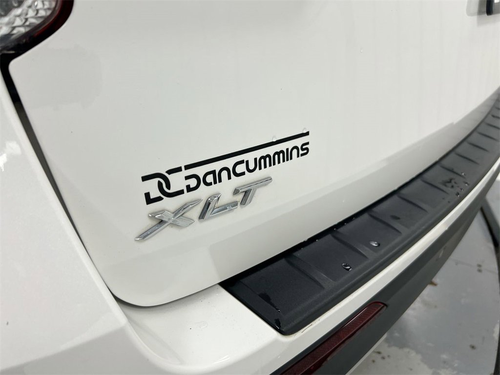 Used 2022 Ford Explorer XLT w/ Equipment Group 202A image 25