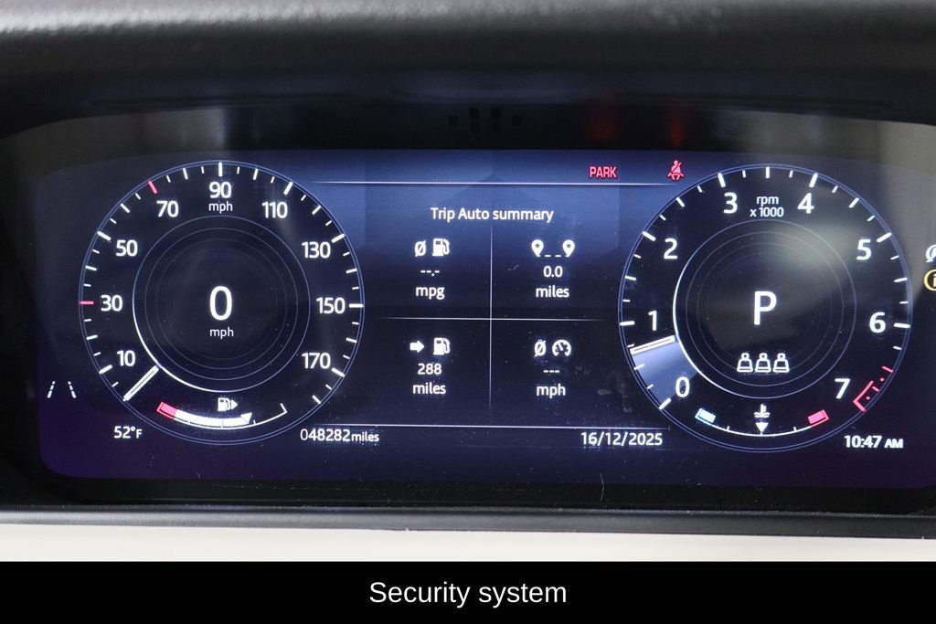 Used 2021 Land Rover Range Rover Velar R-Dynamic S image 11