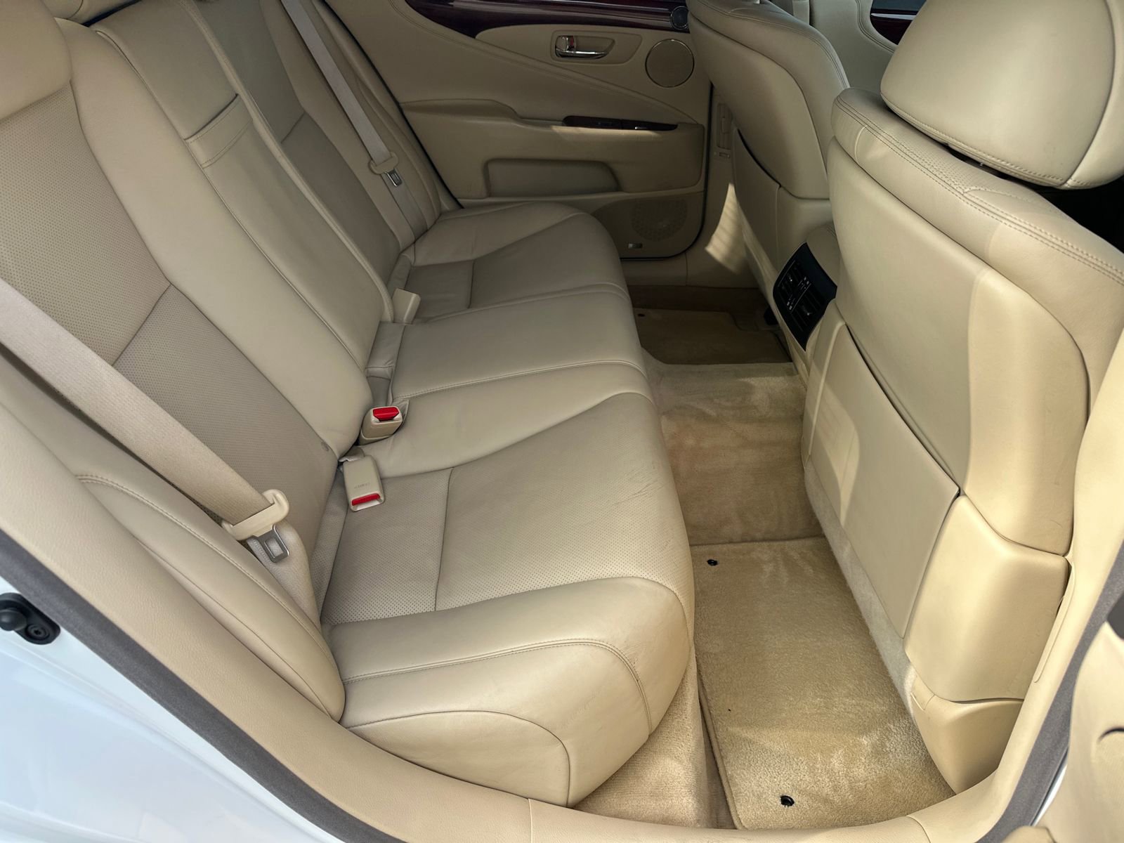 Used 2007 Lexus LS 460 image 13