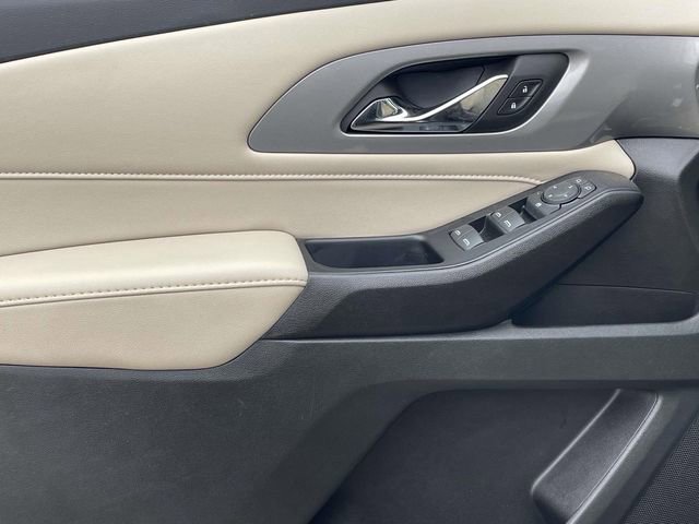 Used 2023 Chevrolet Traverse LS w/ Safety Package image 13