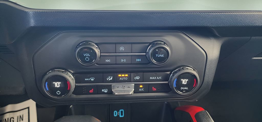 Used 2024 Ford Bronco Heritage Edition image 38