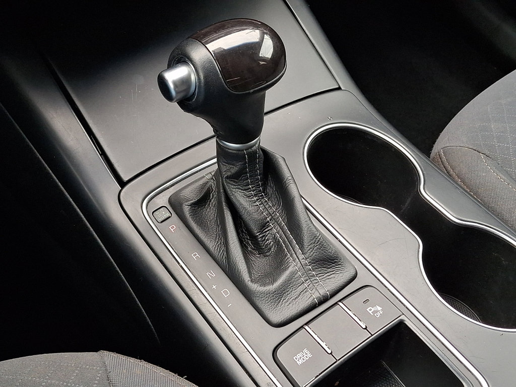 Used 2018 Kia Sorento LX image 29