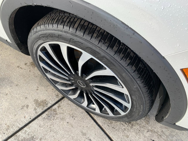 Certified 2023 Lincoln Nautilus Black Label AWD/4WD image 11