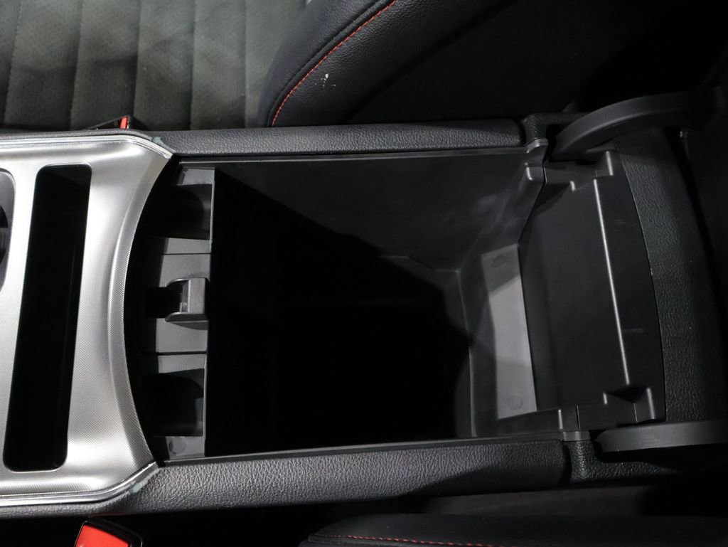 Used 2024 Ford Edge ST-Line AWD/4WD image 30