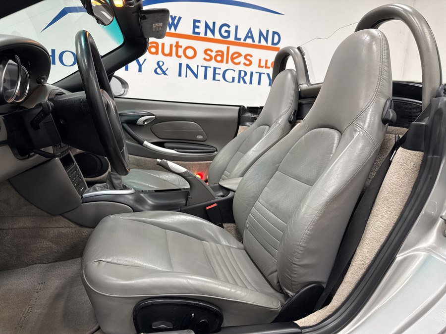 Used 2000 Porsche Boxster S RWD image 15