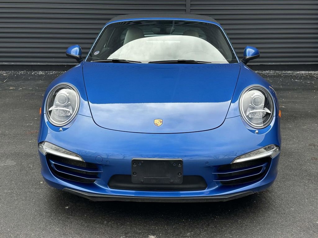 Used 2015 Porsche 911 Targa 4S image 8