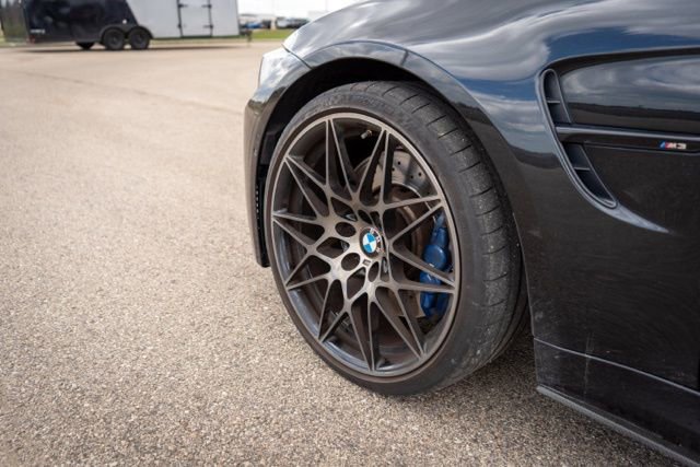 Used 2018 BMW M3 RWD image 12
