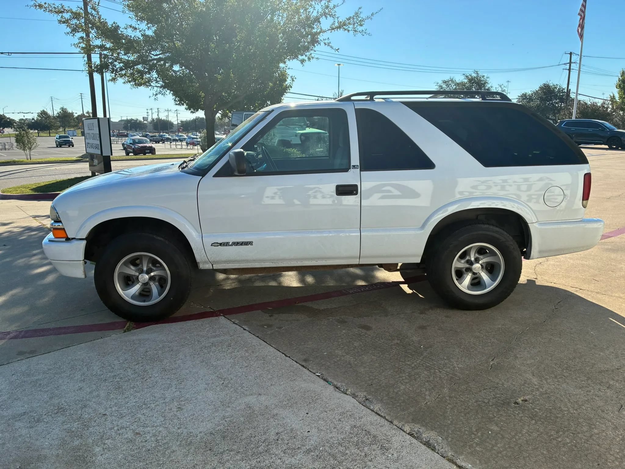Used 2001 Chevrolet Blazer LS w/ Preferred Equipment Group RWD image 4