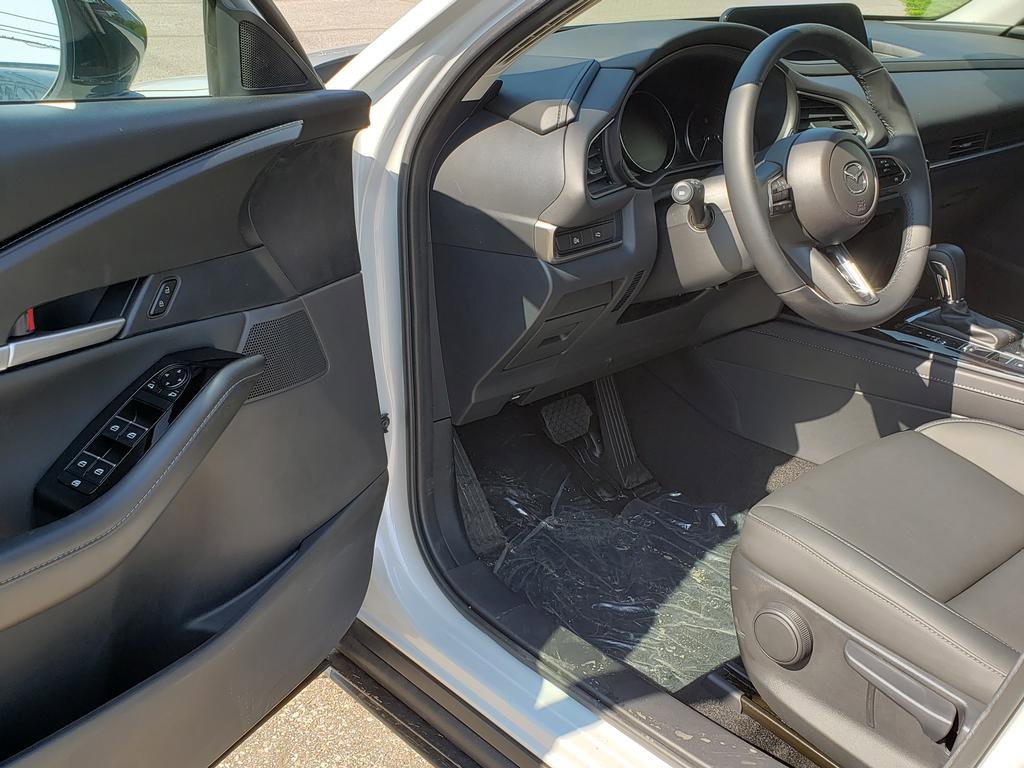 New 2025 MAZDA CX-30 AWD 2.5 S w/ Select Sport Pkg image 6