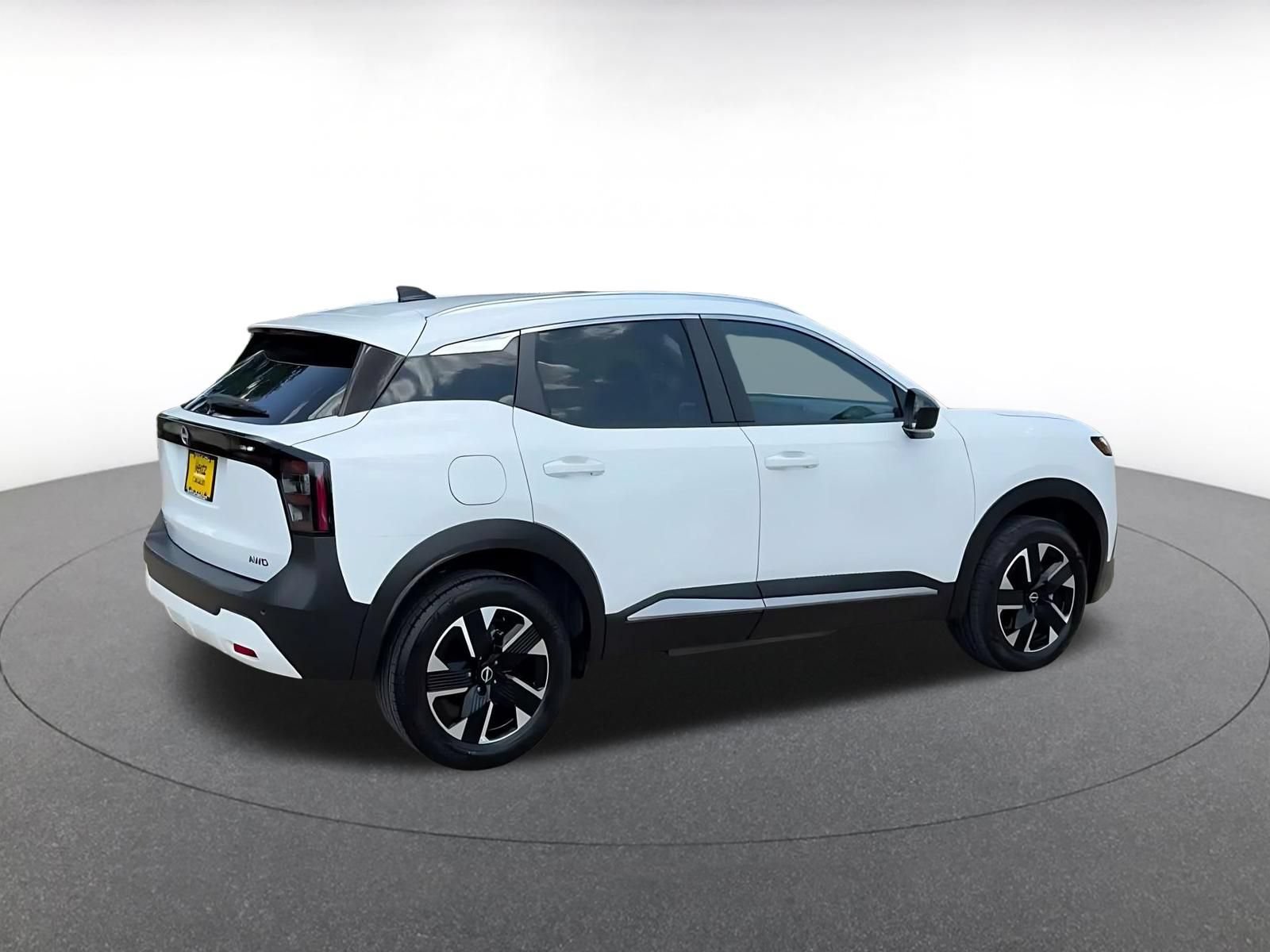 Used 2026 Nissan Kicks SV w/ Cold Weather Package AWD/4WD image 15