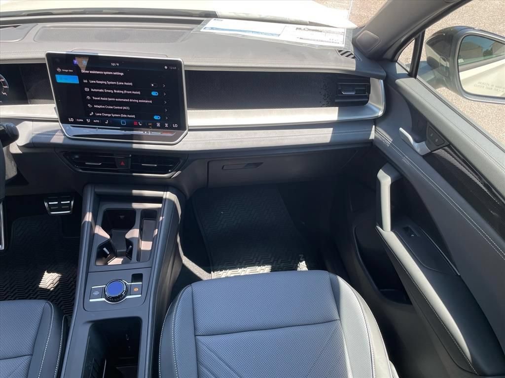 New 2026 Volkswagen Tiguan SE R-Line FWD image 6