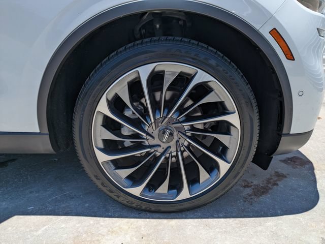 Used 2023 Lincoln Aviator Reserve w/ Equipment Group 201A RWD image 11