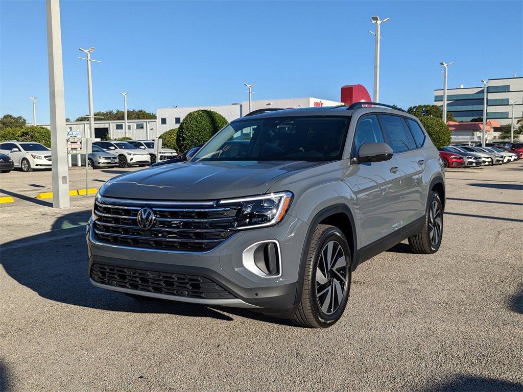 New 2026 Volkswagen Atlas SE image 4