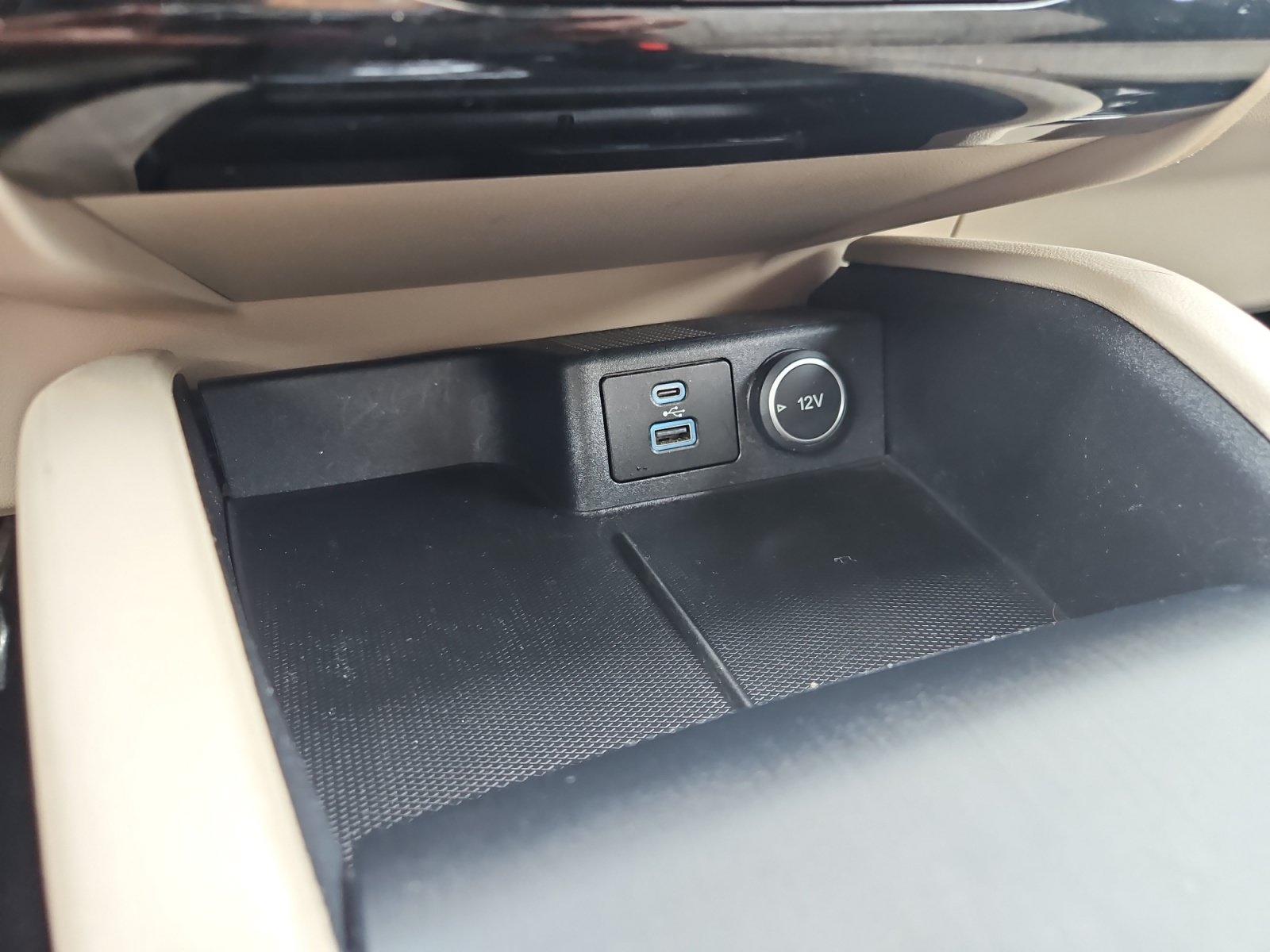 Used 2021 Ford Escape SEL AWD/4WD image 23