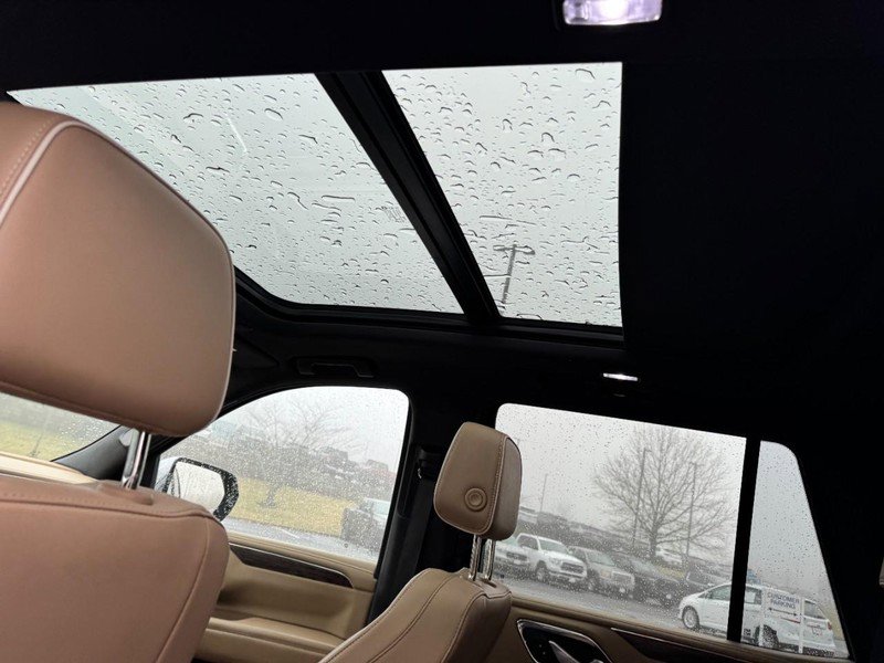 Used 2023 Chevrolet Tahoe Premier image 11