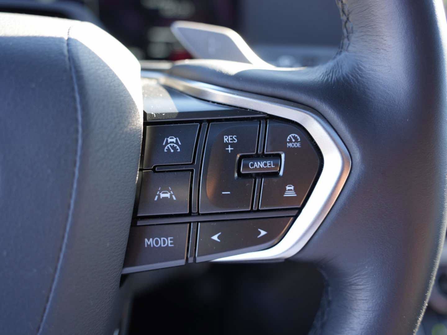 Used 2025 Lexus GX 550 w/ Accessory Package (CT) image 24