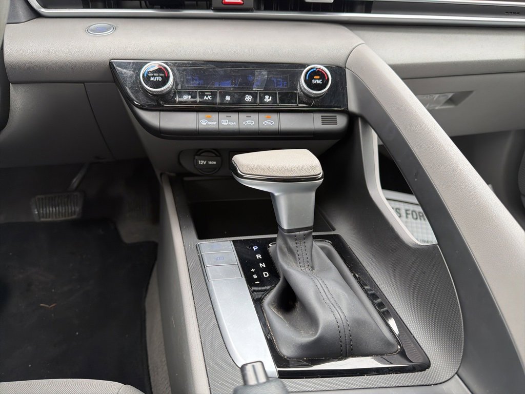 Certified 2023 Hyundai Elantra SEL w/ Preferred Accessory Package image 25