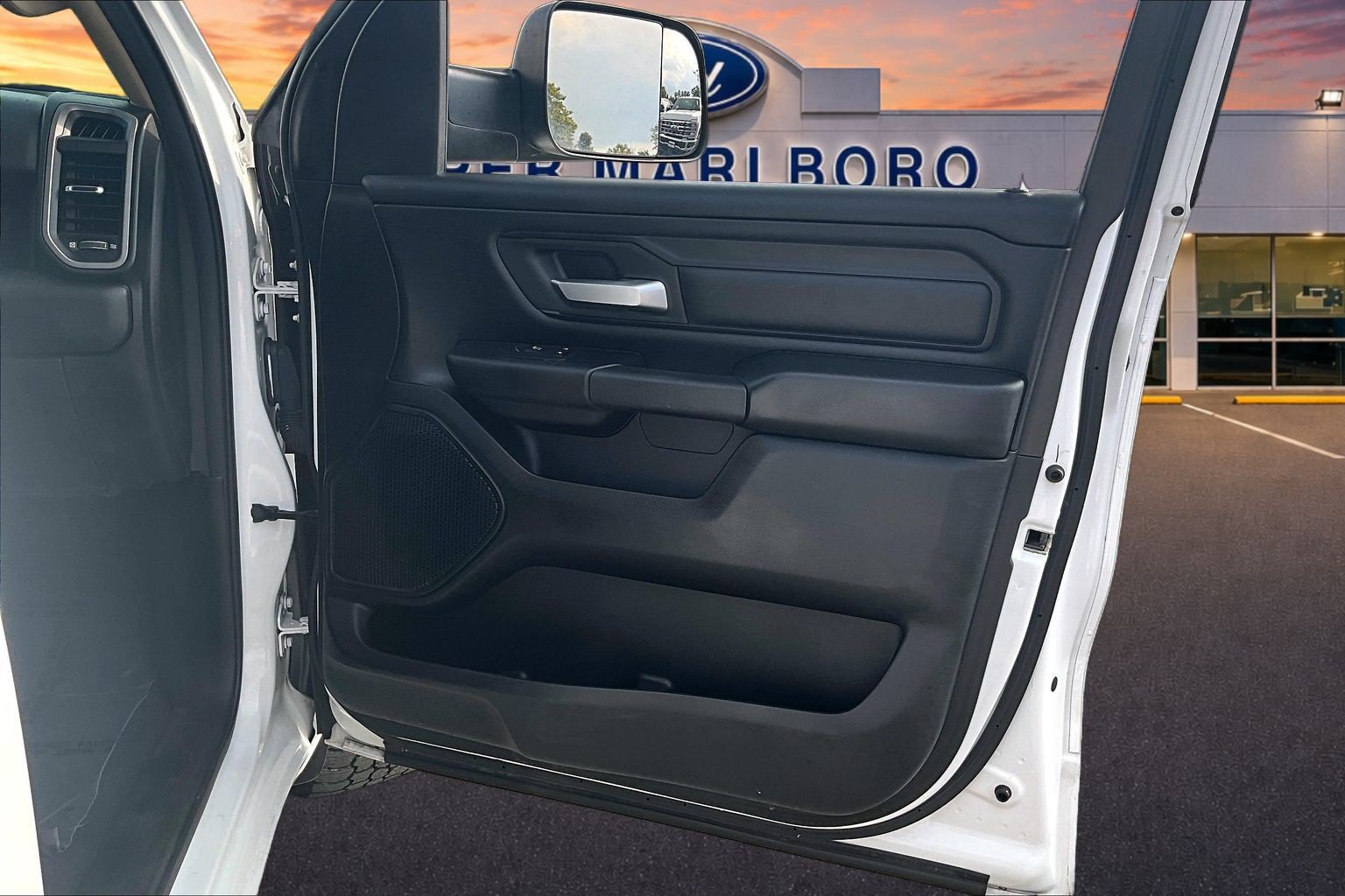 Used 2019 RAM 1500 Tradesman AWD/4WD image 23