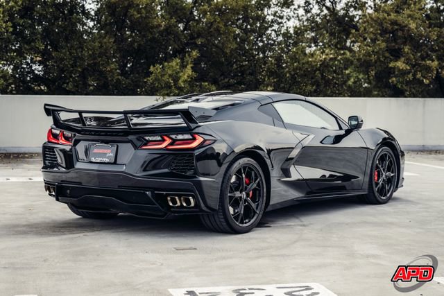 Used 2020 Chevrolet Corvette Stingray Premium Cpe w/ 3LT Preferred Equipment Group image 7