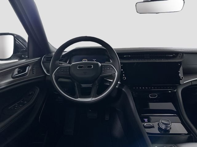 New 2026 Jeep Grand Cherokee Limited image 16