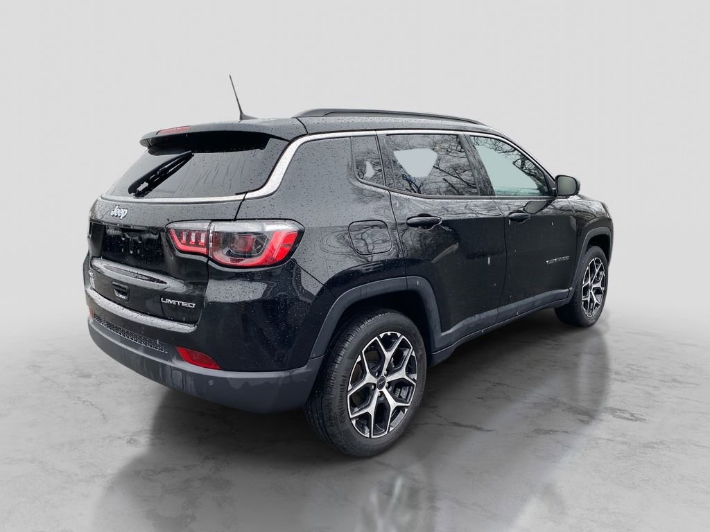 Used 2025 Jeep Compass Limited AWD/4WD image 10