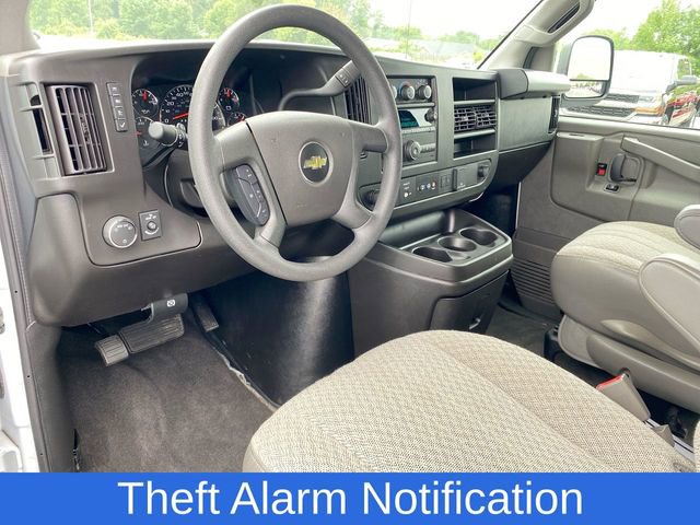 Certified 2024 Chevrolet Express 3500 LT w/ LT Preferred Equipment Group RWD image 11