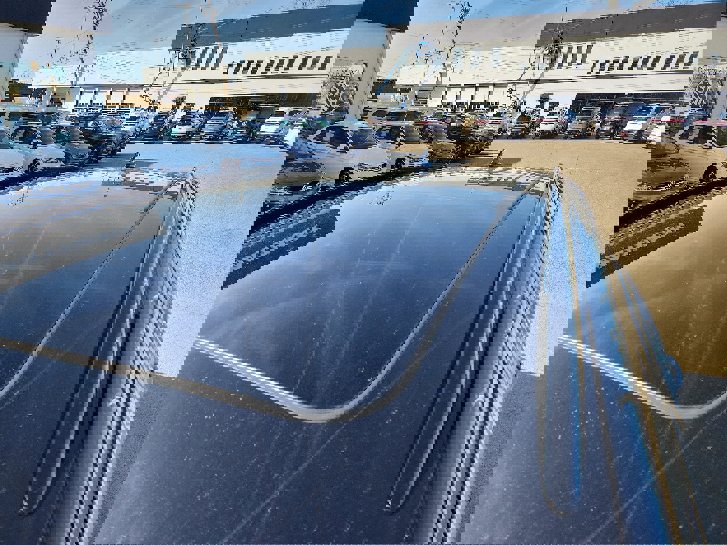 New 2026 Volkswagen Tiguan SE R-Line image 9