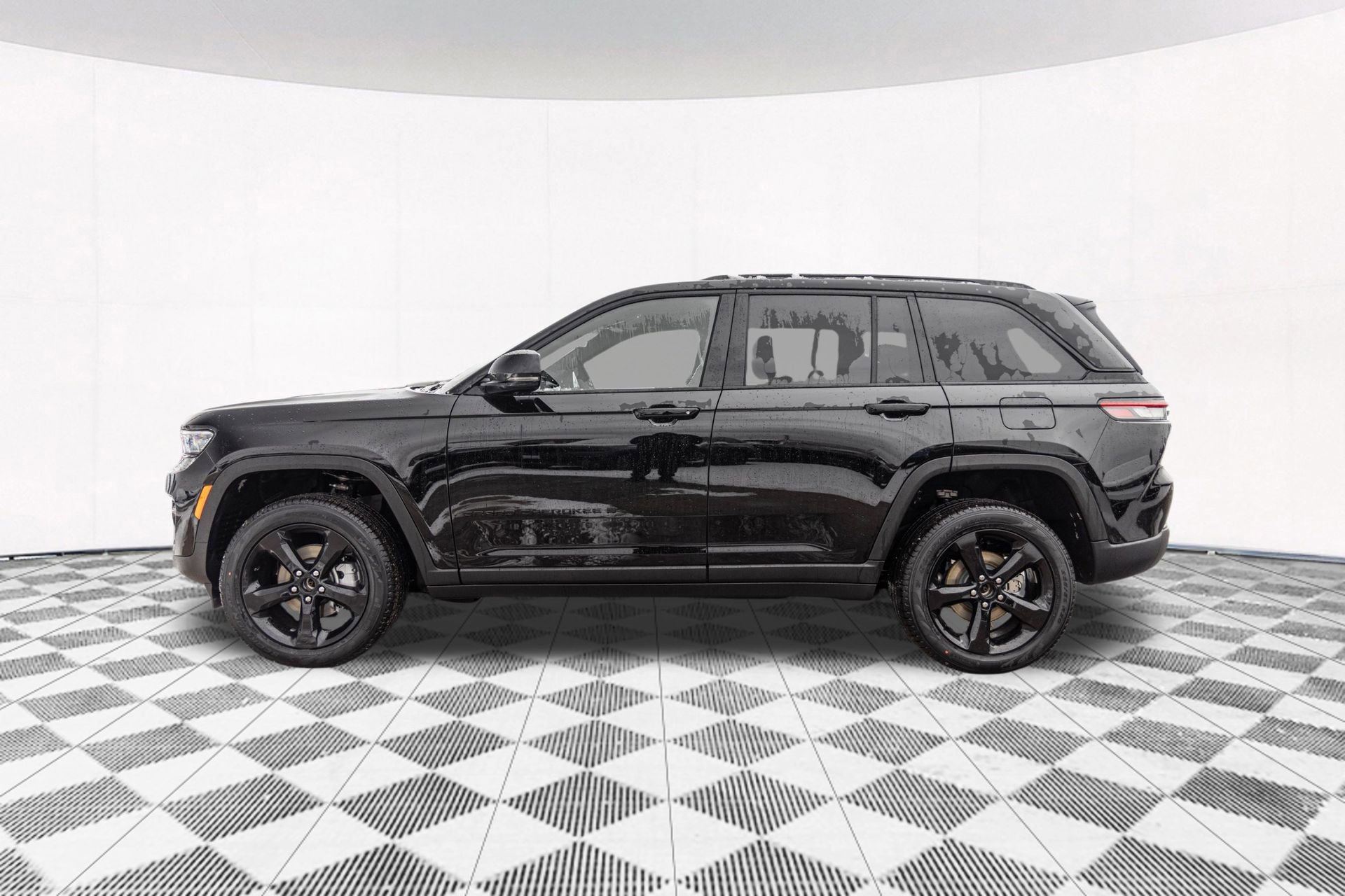 New 2025 Jeep Grand Cherokee Limited image 9