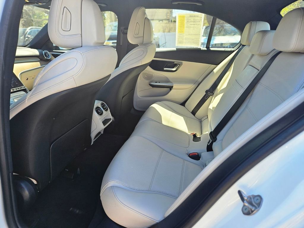 Certified 2022 Mercedes-Benz C 300 4MATIC Sedan image 14