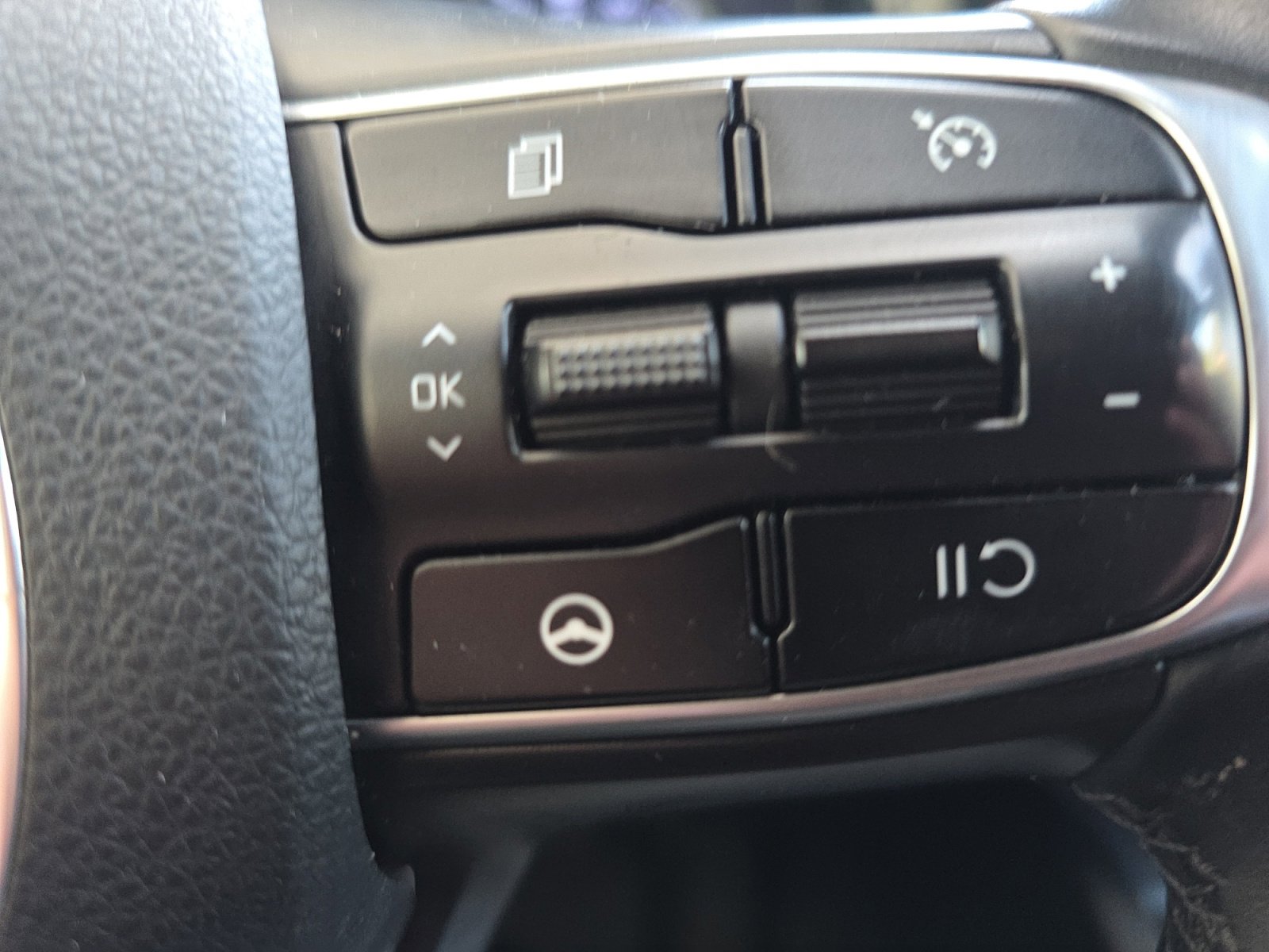 Used 2022 Kia K5 GT-Line FWD image 23