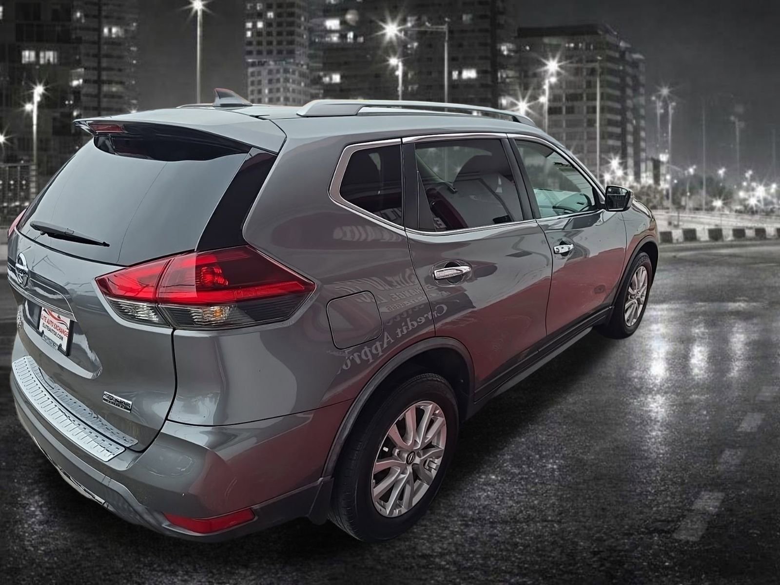 Used 2019 Nissan Rogue S w/ Special Edition Package image 9