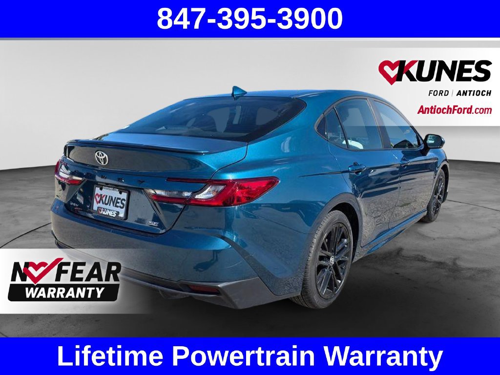 Used 2025 Toyota Camry SE FWD image 9
