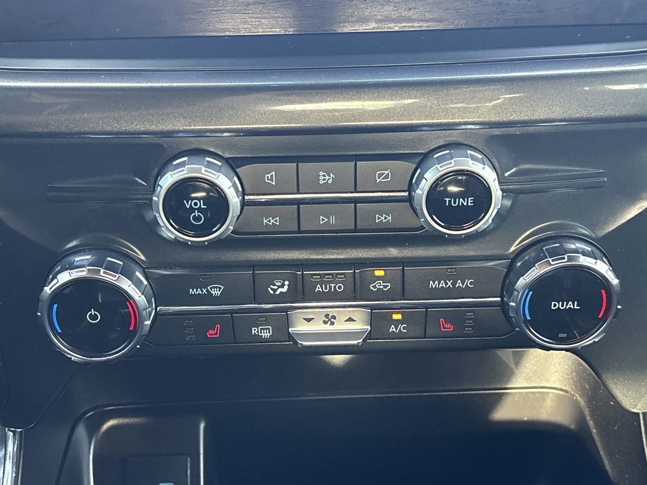 Used 2022 Ford F150 XLT w/ Equipment Group 302A High image 17