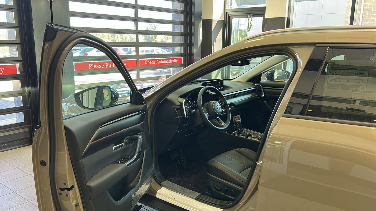 New 2025 MAZDA CX-50 AWD 2.5 Turbo w/ Premium Pkg image 9