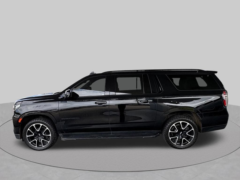Used 2022 Chevrolet Suburban RST w/ Luxury Package RWD image 6