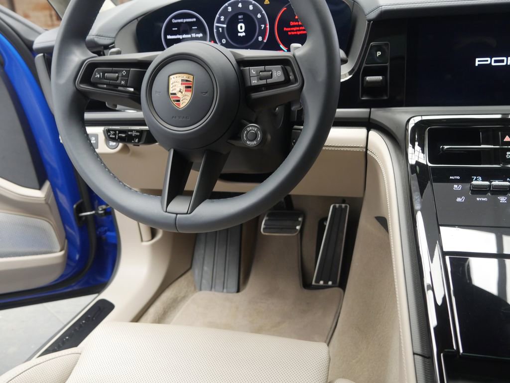 Certified 2026 Porsche Panamera GTS AWD/4WD image 29