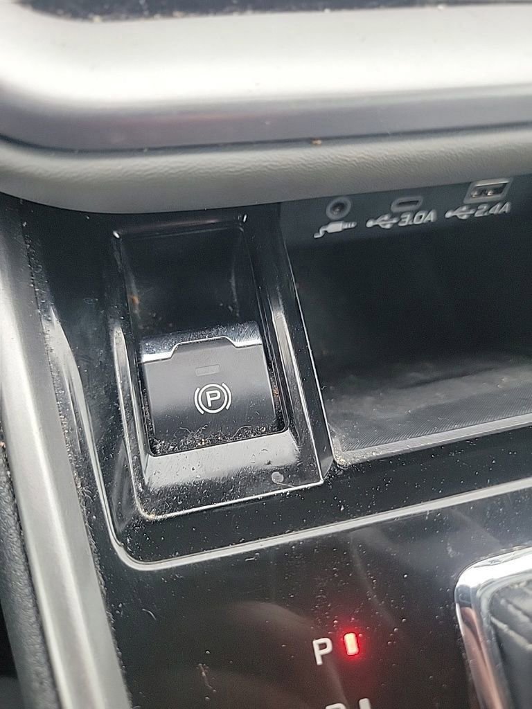 Used 2023 Subaru Outback Premium image 52