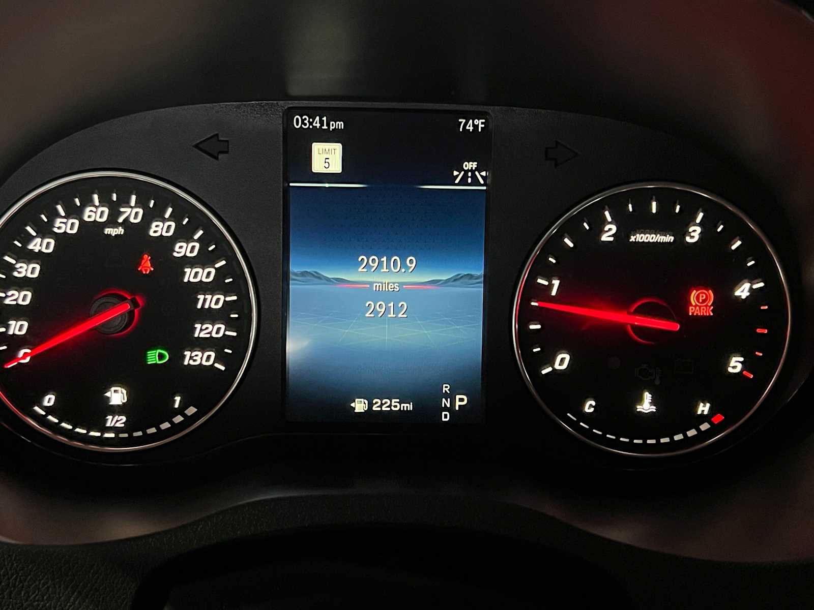Used 2025 Mercedes-Benz Sprinter 2500 image 28