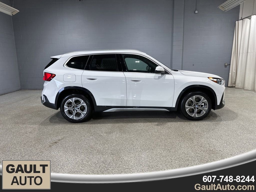 New 2026 BMW X1 xDrive28i w/ Convenience Package image 2