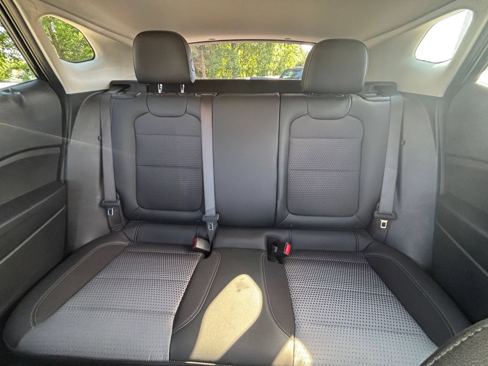 Used 2025 Chevrolet Trax LT FWD image 38