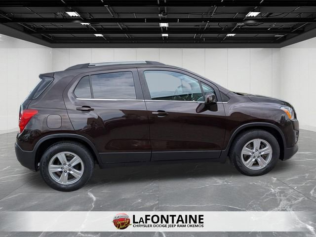 Used 2015 Chevrolet Trax LT w/ LT Sun and Sound Package FWD image 6