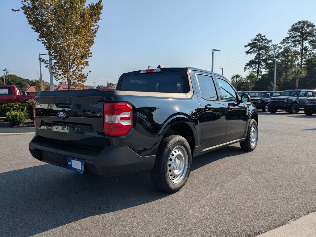 New 2025 Ford Maverick XL image 4