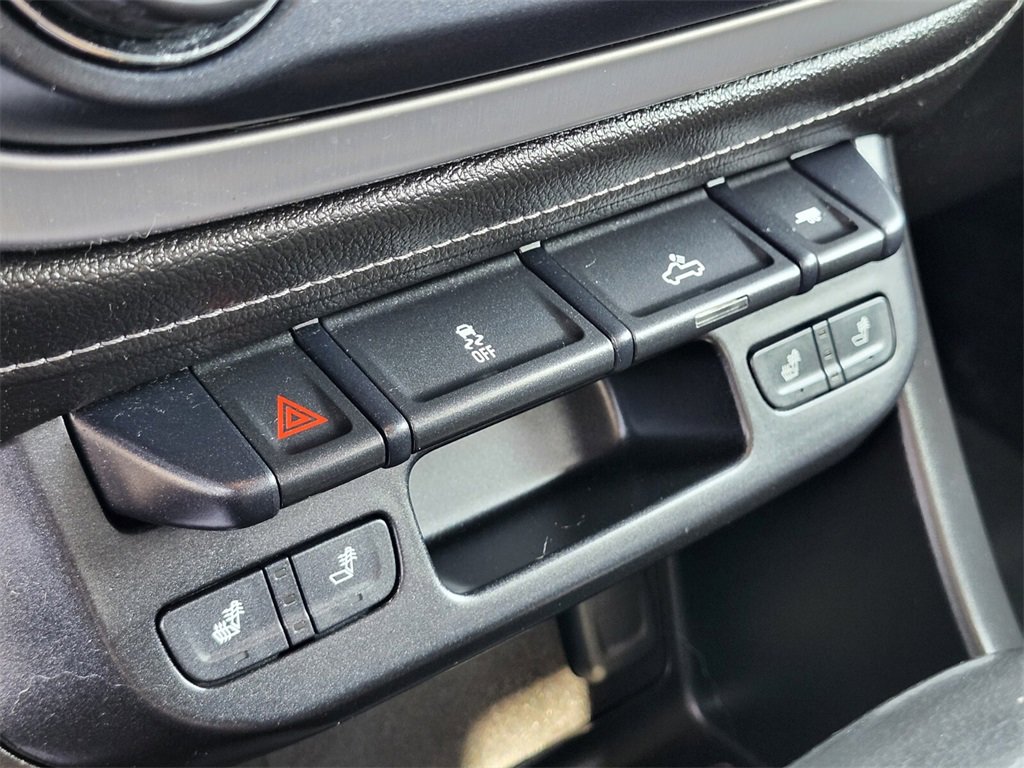 Used 2017 GMC Canyon SLT w/ Trailering Package image 24