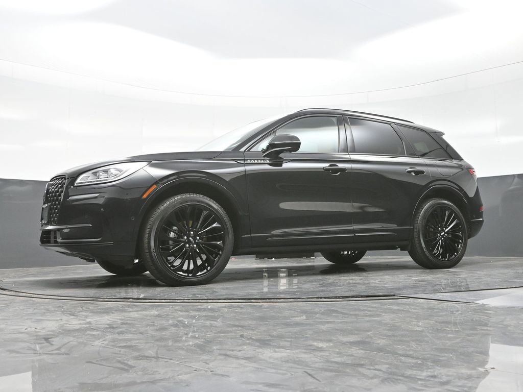 Used 2023 Lincoln Corsair Reserve w/ Equipment Group 202A image 23